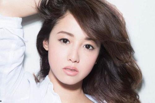 吸毒女明星裴,吸毒女明星的沉沦与救赎之路